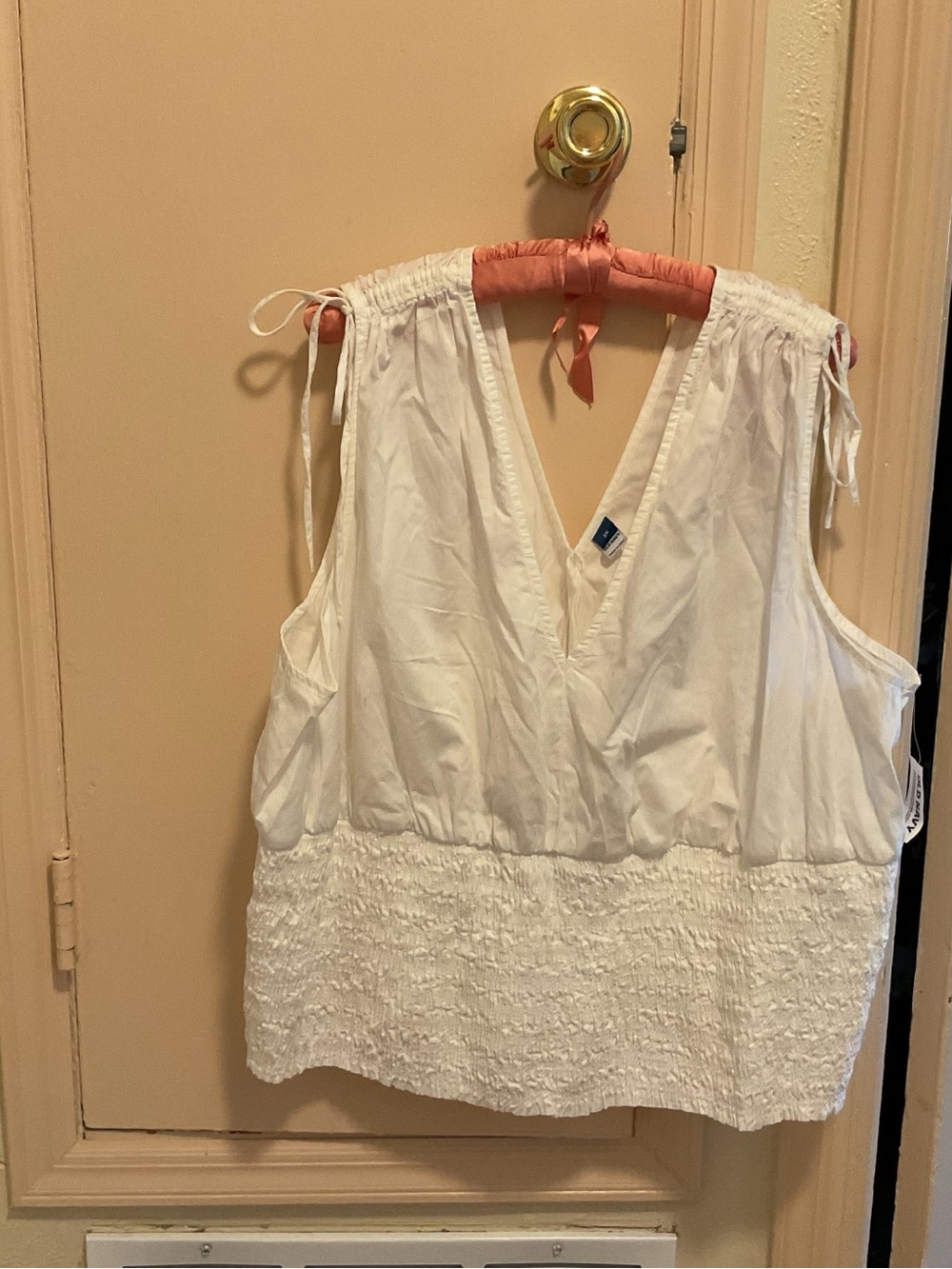 Old Navy White Sleeveless V-Neck Smocked-Waist Tank